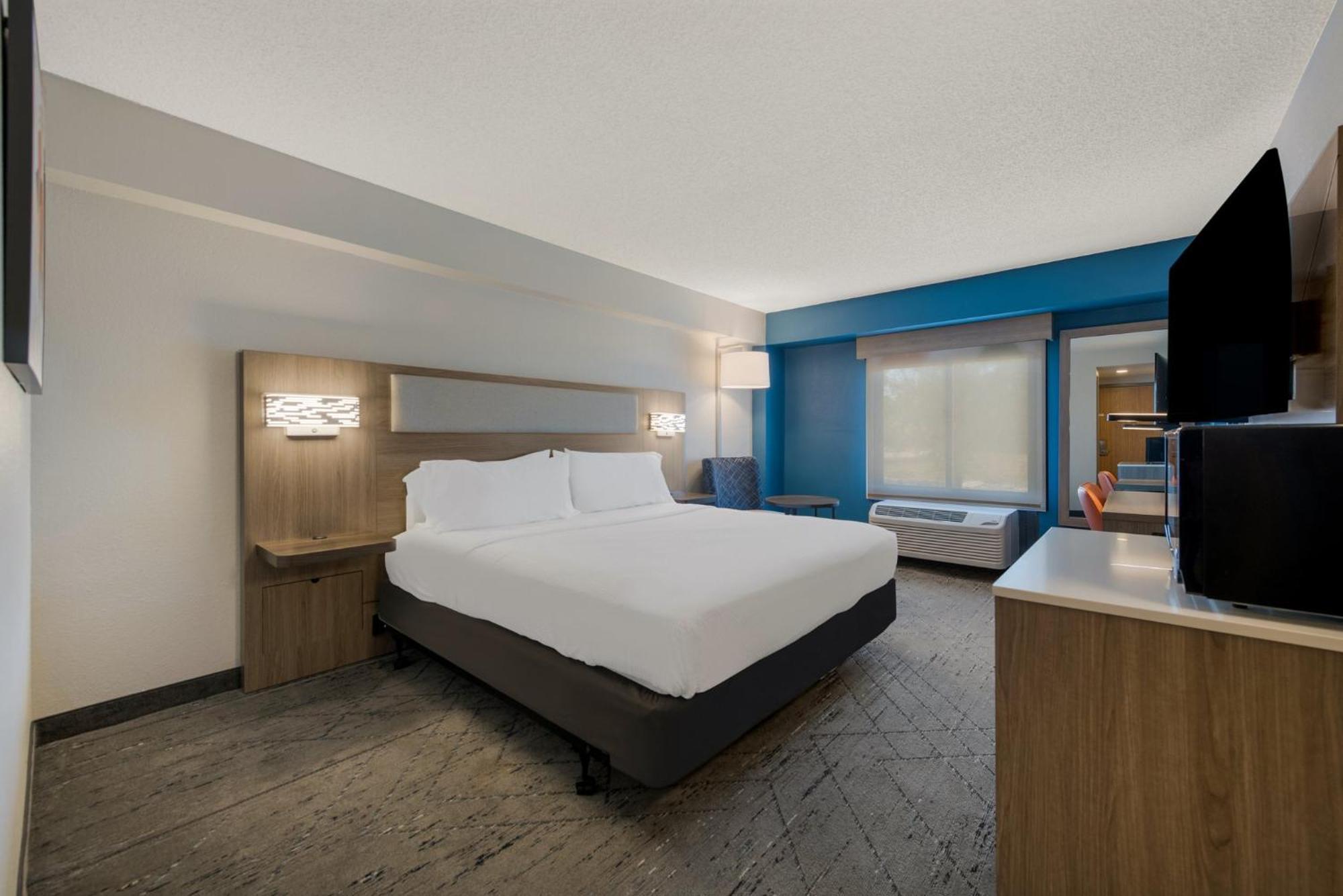Holiday Inn Express Hotels- Hampton By Ihg Exterior photo
